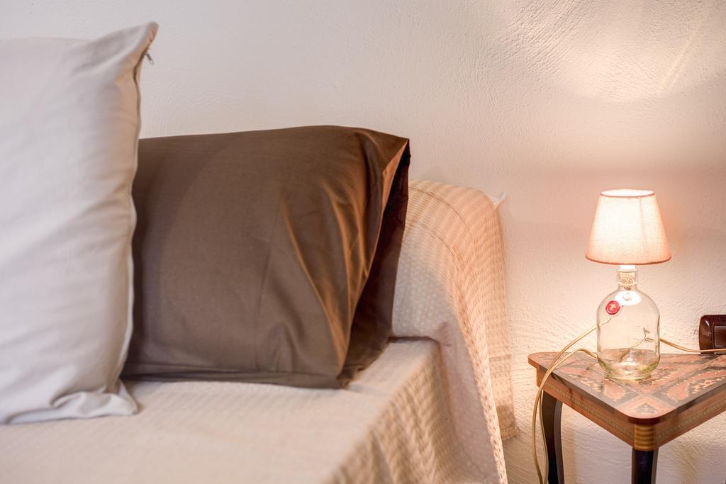 Vico Street Apartment Naples Room photo